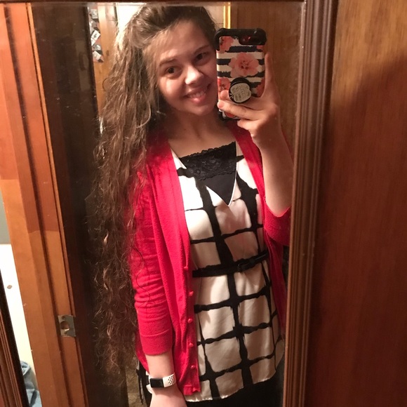 Meet your Posher, Tara - Picture 7 of 8